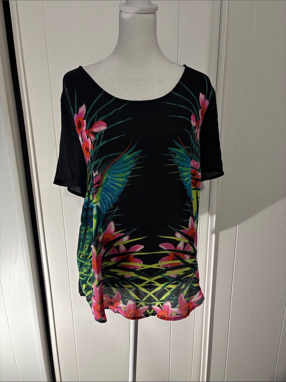 Apt. 9 Black Tropical Floral Short-Sleeve Top with Pink & Green Accents